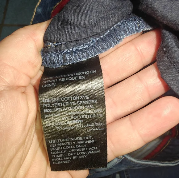 White House Black Market The Slim Crop Women's Ligh Blue Jeans Size 6 - Picture 9 of 14